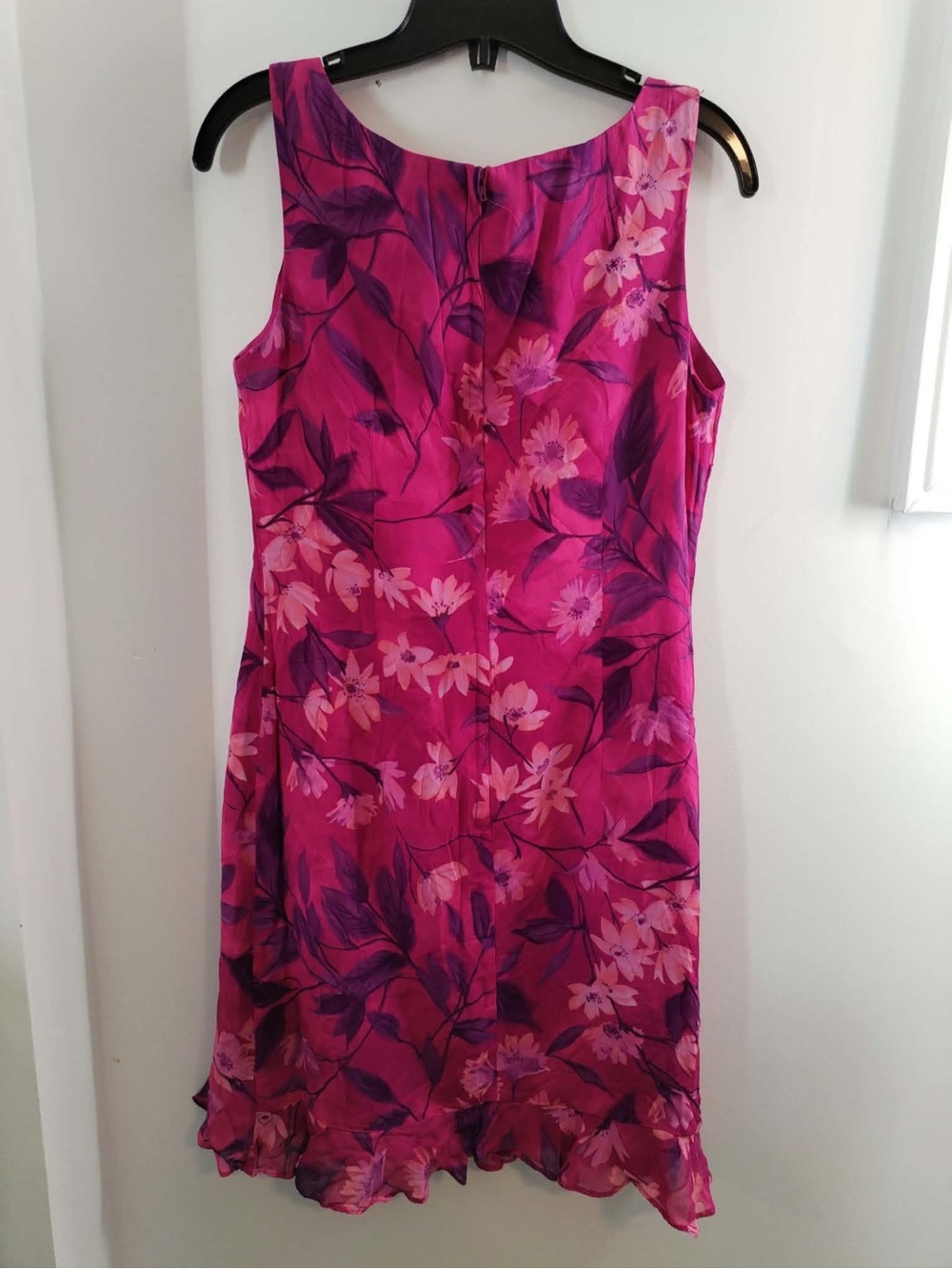 Women’s Y2K Sleeveless Floral Shift Dress in Fuchsia Pink Size 6